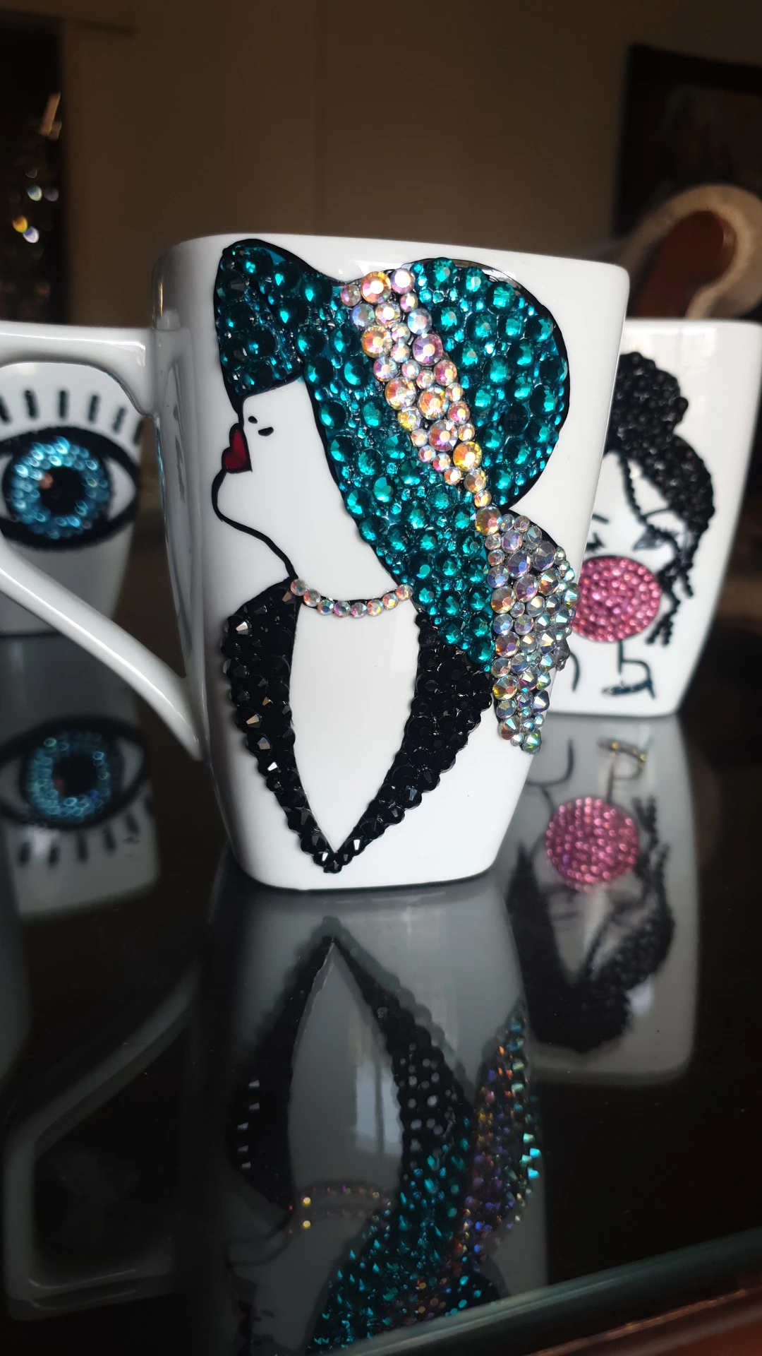 Personalized mugs and gifts photo 1
